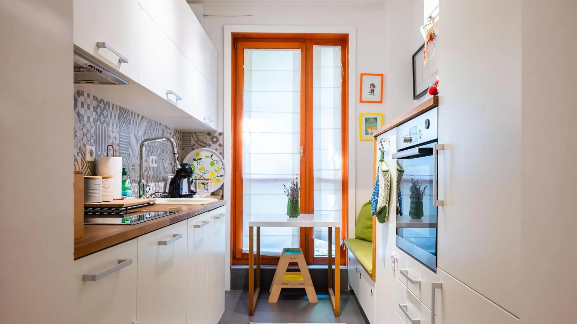 Apartmán Colorful Getaway Right Next To Ndk By Flat Mаnager Sofie 0*,  Bulharsko